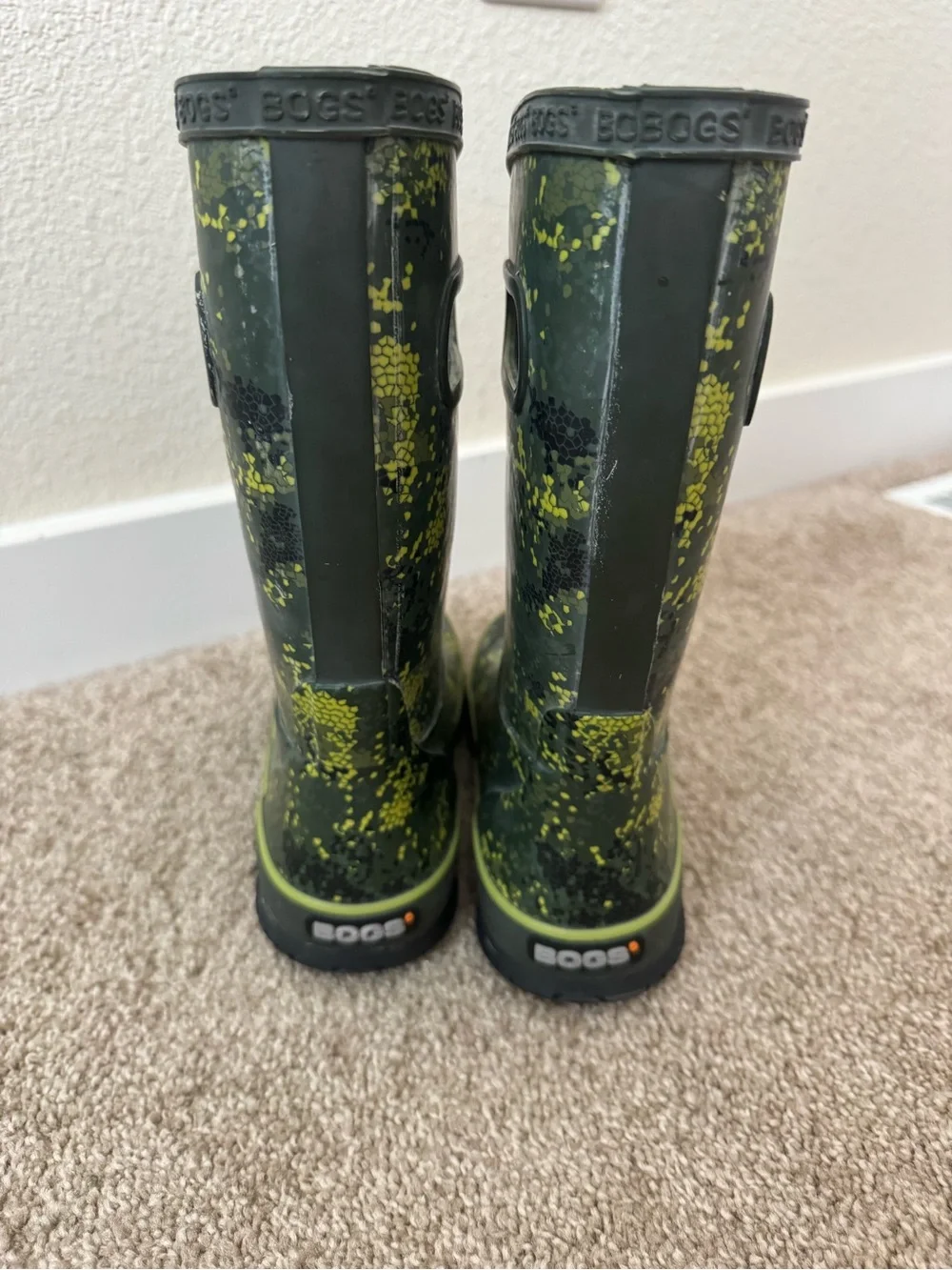 BOGS Kids Green Camo Splash Tall Rain Boots
